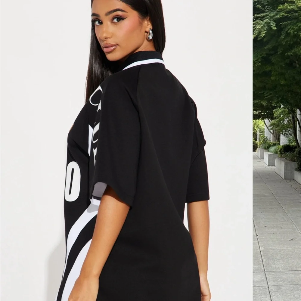 Fashion Nova Black and White Short Sleeve Tee - Picture 2 of 3